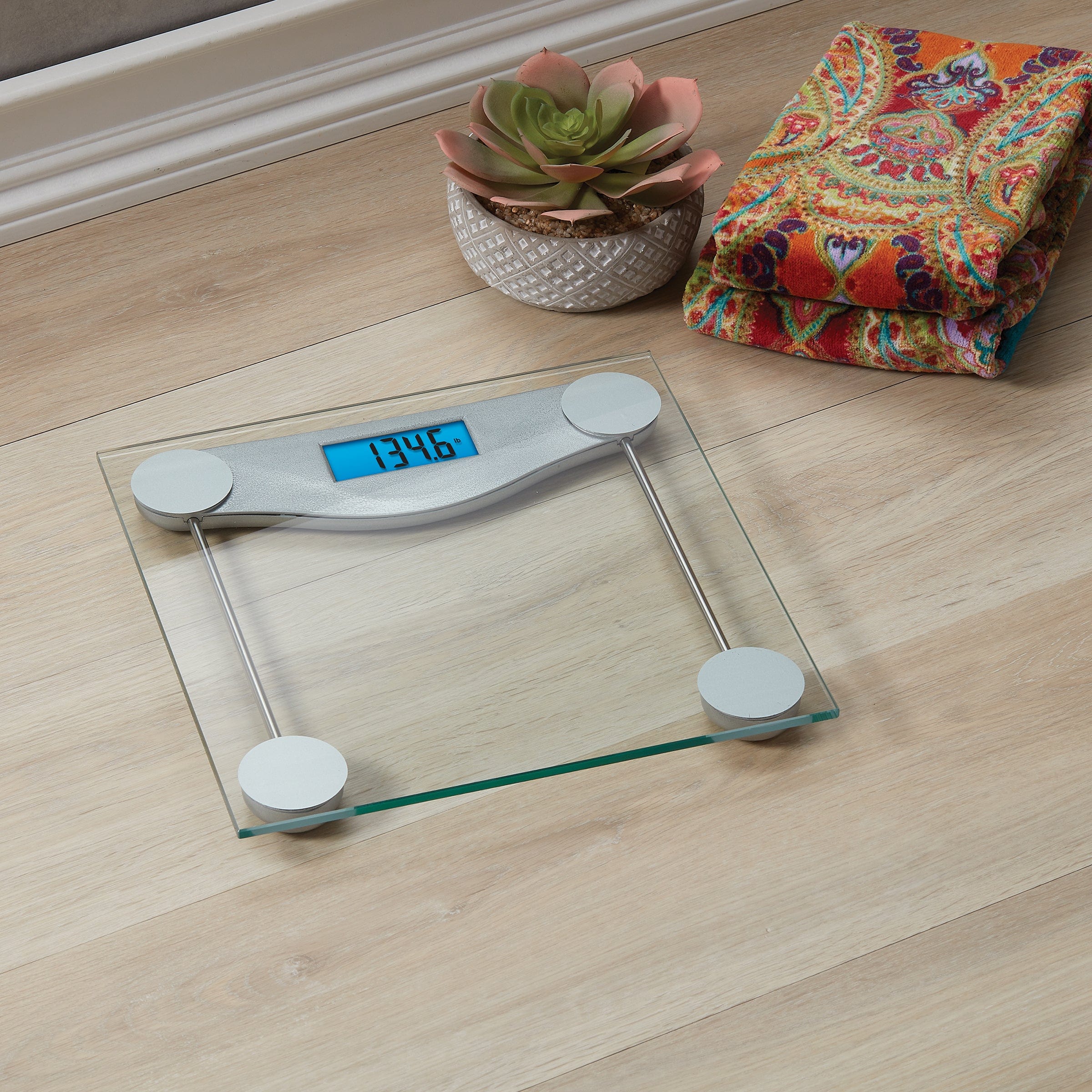 Digital Glass Scale with Clear Metal Accents